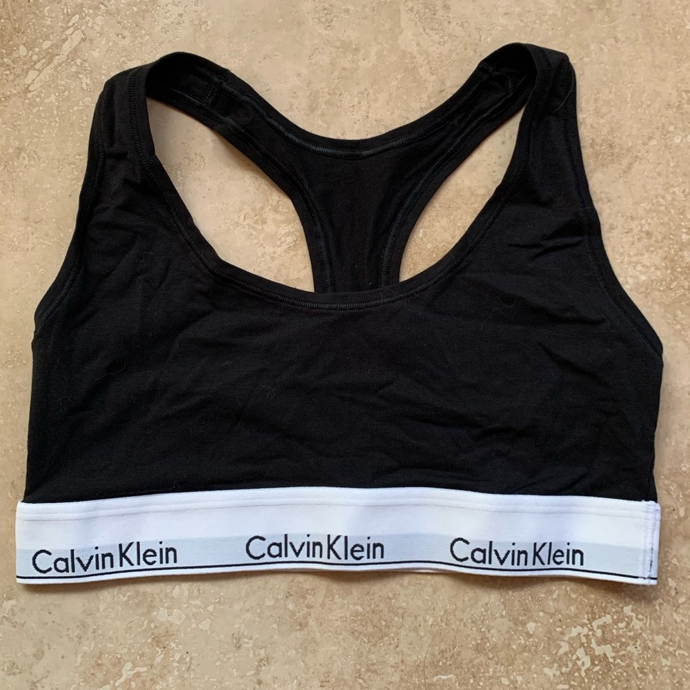 Calvin Klein black sports bra bralette medium
